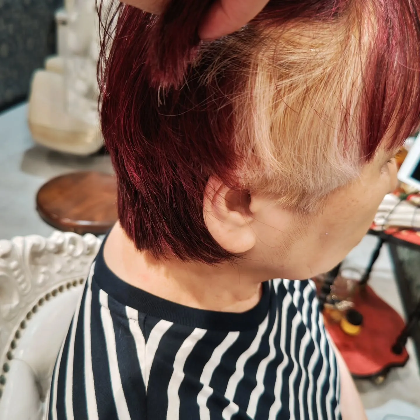 大津市派手髪脱白髪染めと言えば？