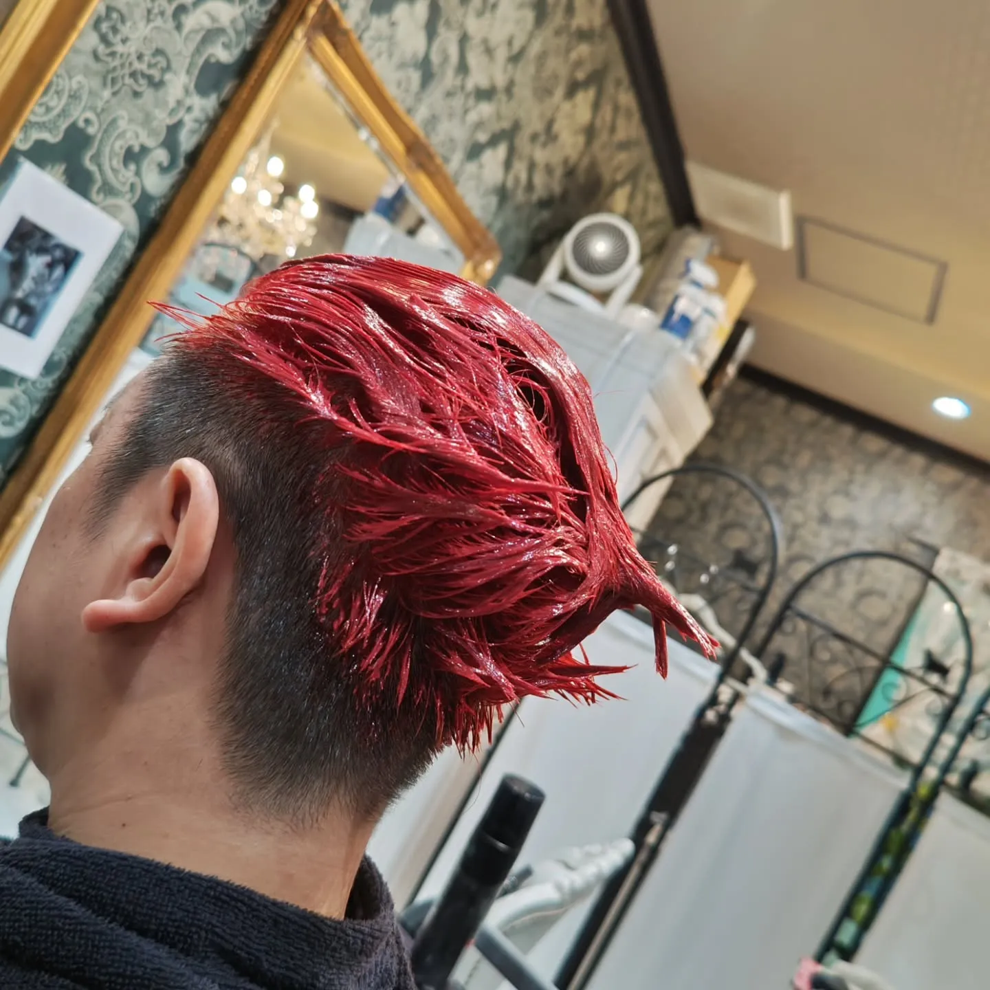 大津市派手髪、レッドヘアと言えば？？