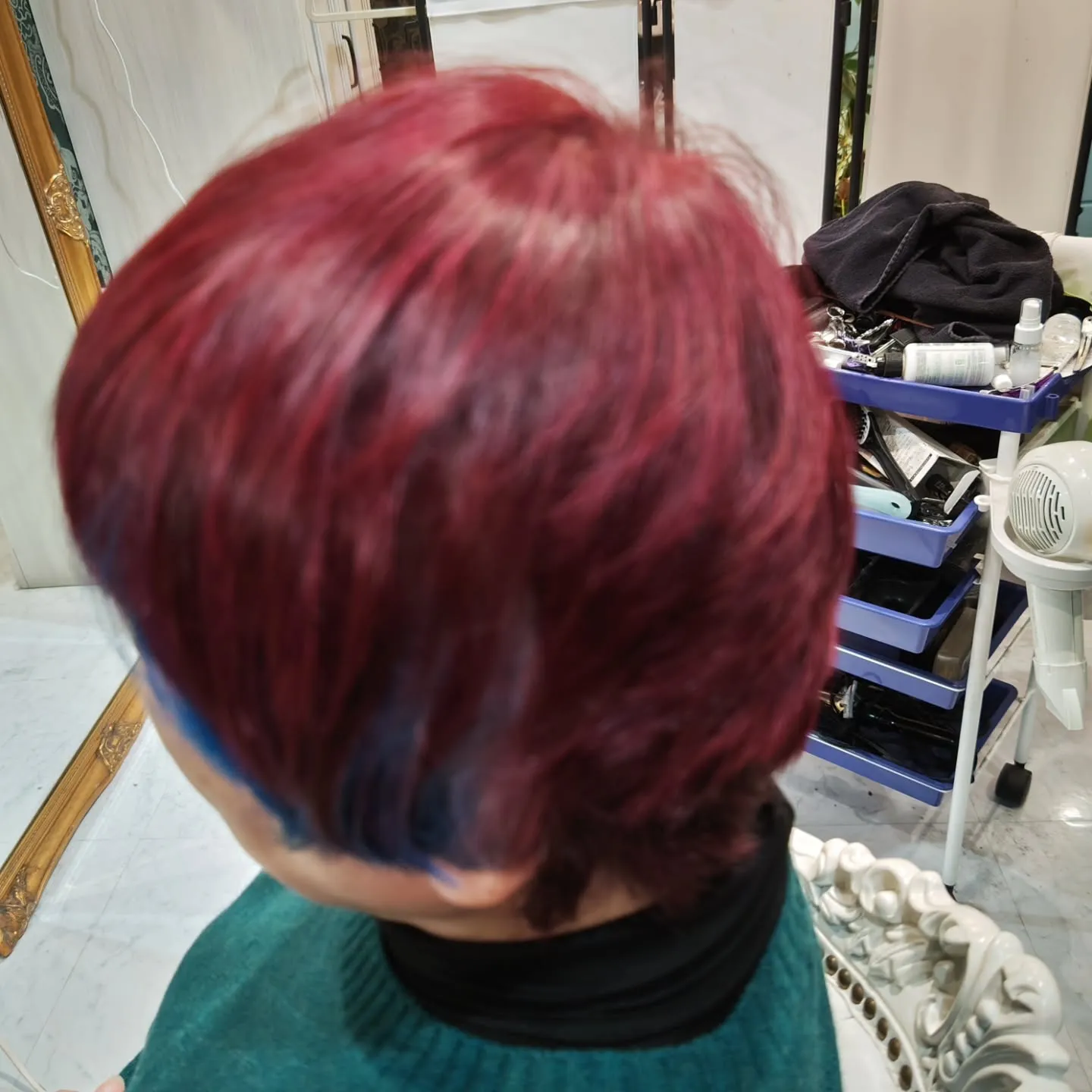 大津市派手髪脱白髪染めデザインカラー