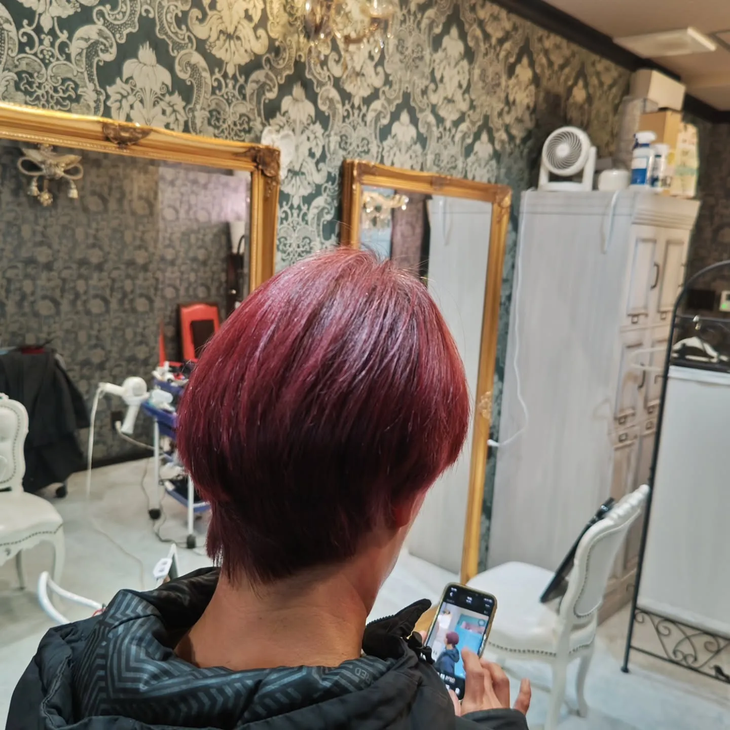 大津市派手髪脱白髪染めデザインカラー美容室