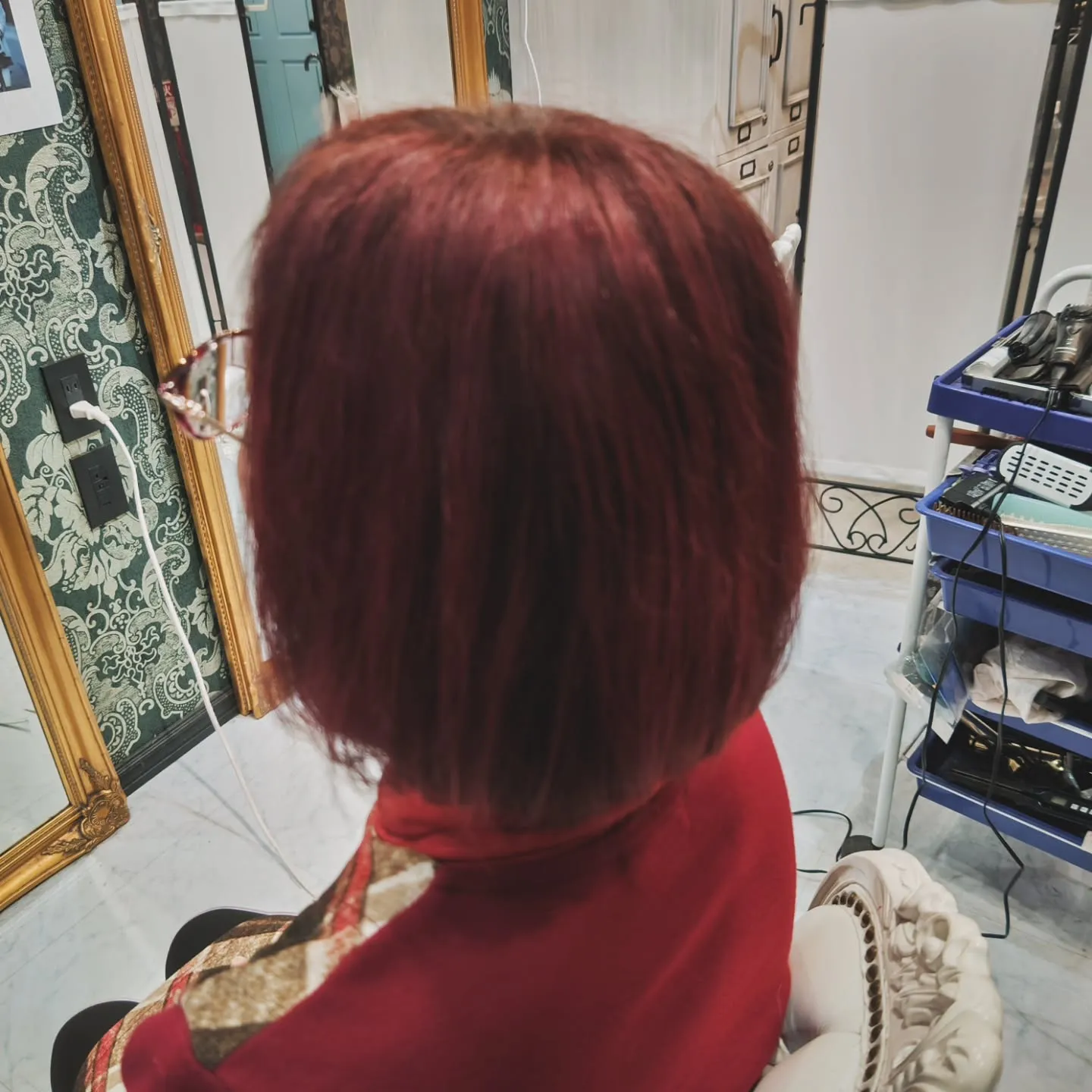 大津市派手髪脱白髪染めバレイヤージュ早朝夜遅くからヘアカラー...