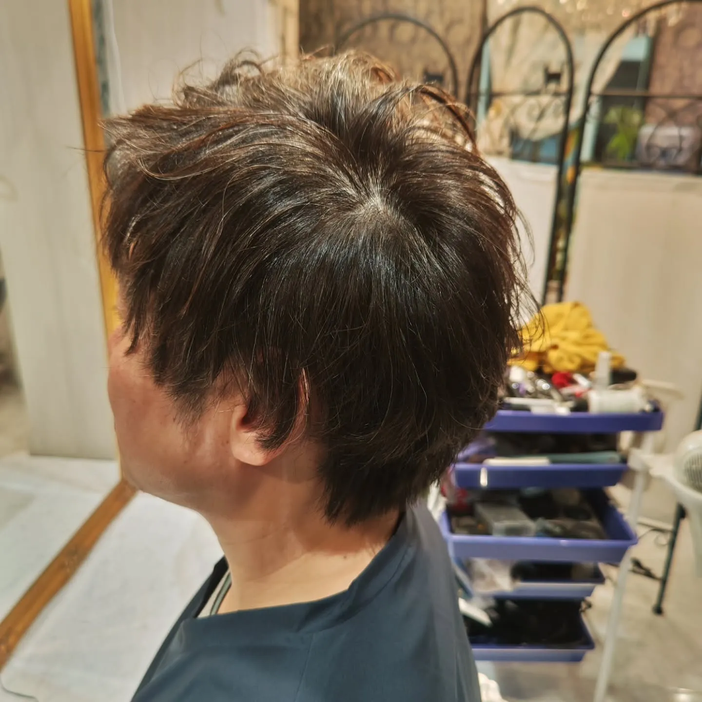大津市骨格修正カット再現性のあるスタイル髪は動く⁡