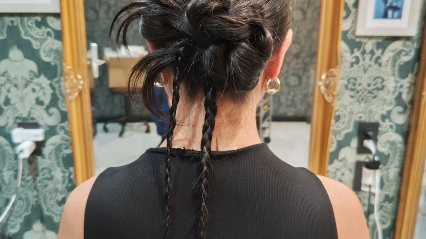 大津市早朝や夜遅くからでもパーティーヘアヘアセットはもちろん...
